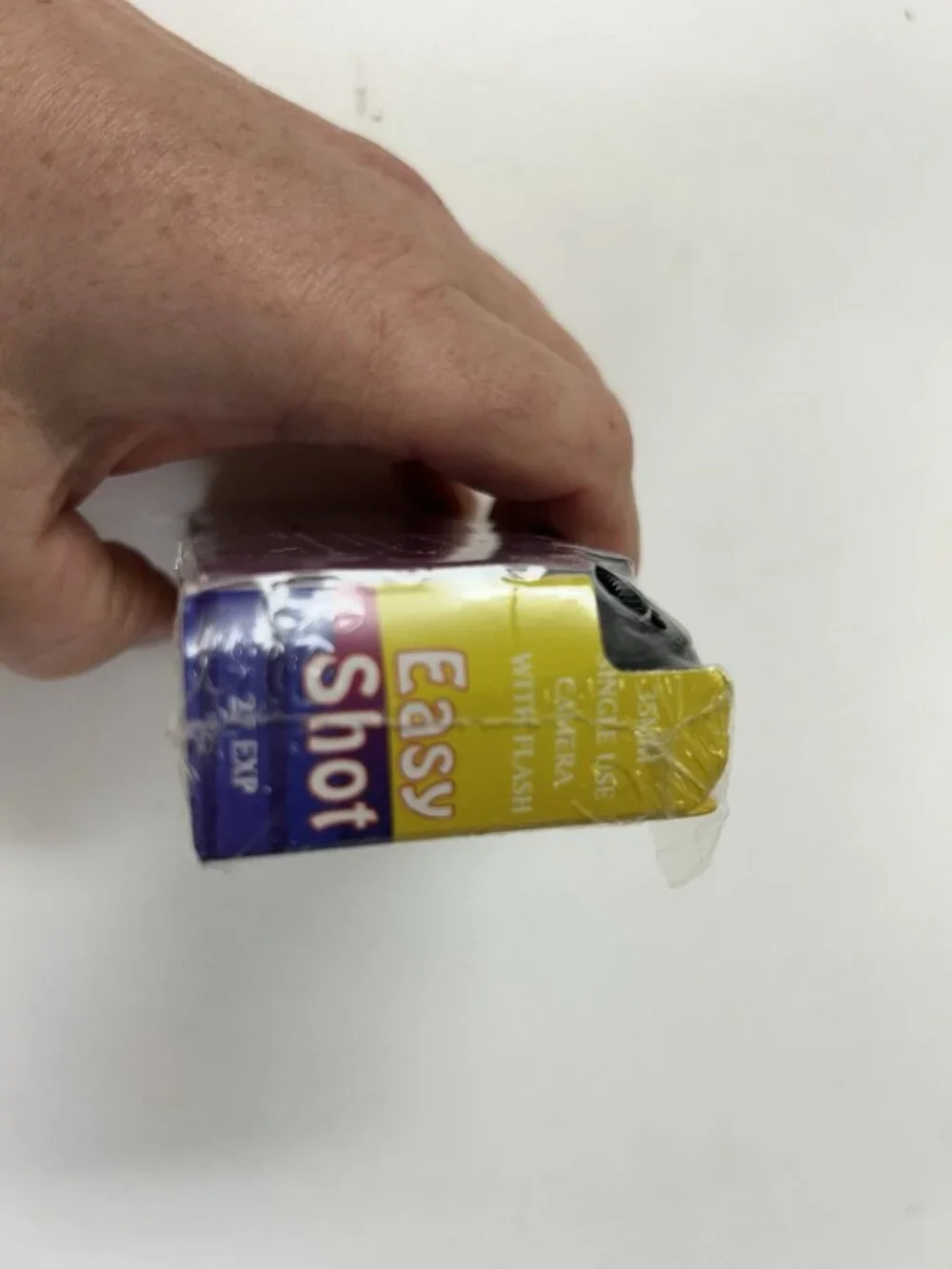 New Sealed Easy Shot Disposable Camera 35mm Single Use 27 Exp Indoor Outdoor